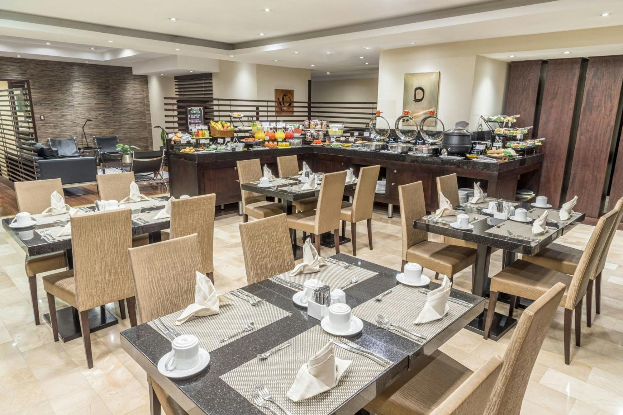 Sheraton Кіто Екстер'єр фото
