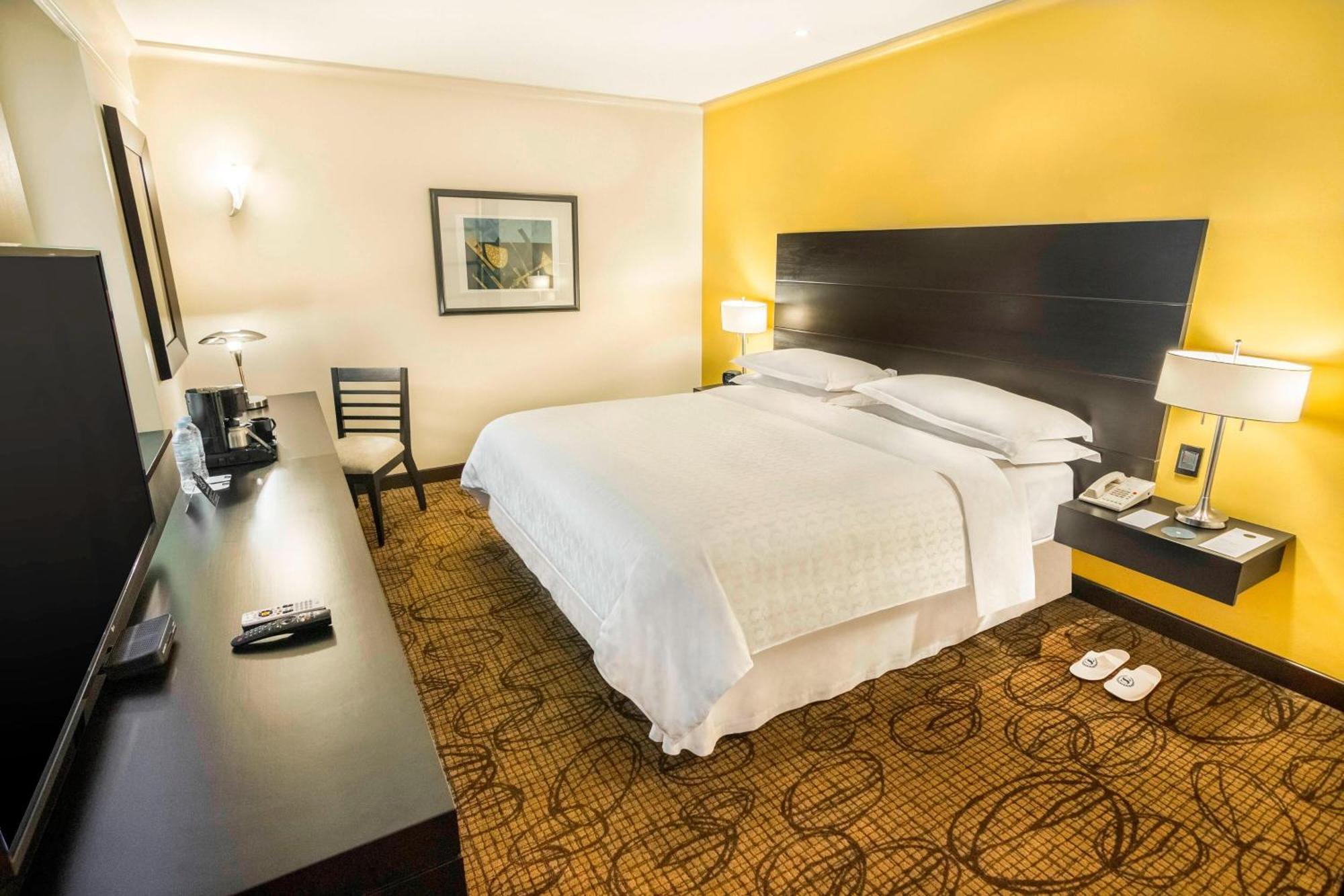 Sheraton Кіто Екстер'єр фото